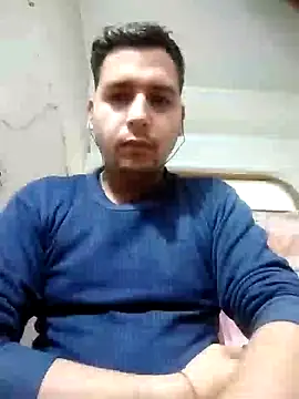 Snapshot of indboyfuc chatting on December 26, 11:32 am indboyfuc online show from December 26, 11:32 am