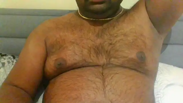 Snapshot of indianbearbot chatting on January 17, 10:16 pm indianbearbot online show from January 17, 10:16 pm