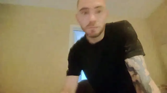Huntzg23 online show from April 30, 5:53 pm