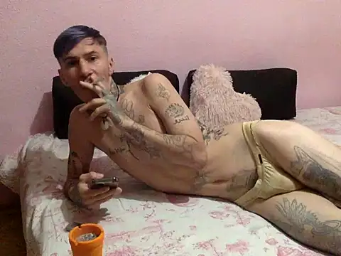 Habibi24xl online show from September 26, 5:54 pm
