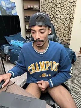 twink latino5 online show from November 29, 3:19 am