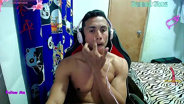 Snapshot of Willy_Mate chatting on December 30, 4:42 am Willy Mate online show from December 30, 4:42 am