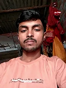 Snapshot of Suraj223kumar chatting on September 29, 1:26 am Suraj223kumar online show from September 29, 1:26 am