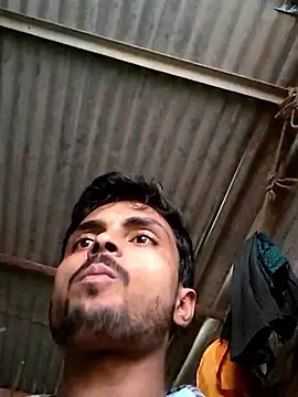 Snapshot of Suraj223kumar chatting on September 18, 7:21 am Suraj223kumar online show from September 18, 7:21 am