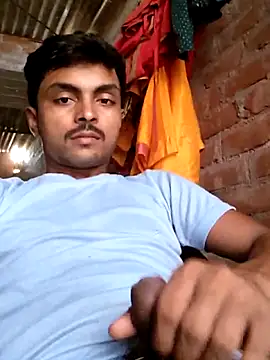 Snapshot of Suraj223kumar chatting on September 21, 10:48 am Suraj223kumar online show from September 21, 10:48 am