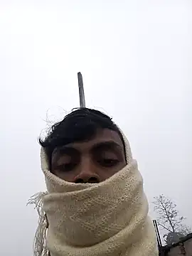 Snapshot of Suraj223kumar chatting on January 16, 1:37 am Suraj223kumar online show from January 16, 1:37 am