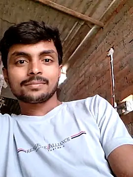 Snapshot of Suraj223kumar chatting on October 7, 7:01 am Suraj223kumar online show from October 7, 7:01 am