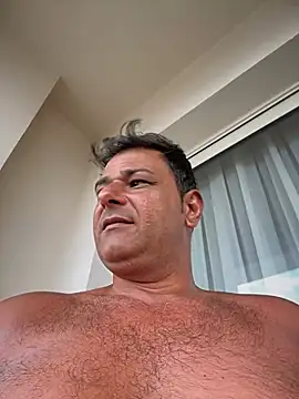 Snapshot of SecretlyDD chatting on March 8, 3:00 pm SecretlyDD online show from March 8, 3:00 pm