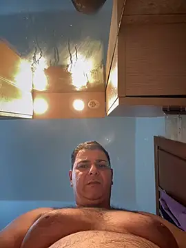 Snapshot of SecretlyDD chatting on February 19, 8:20 pm SecretlyDD online show from February 19, 8:20 pm