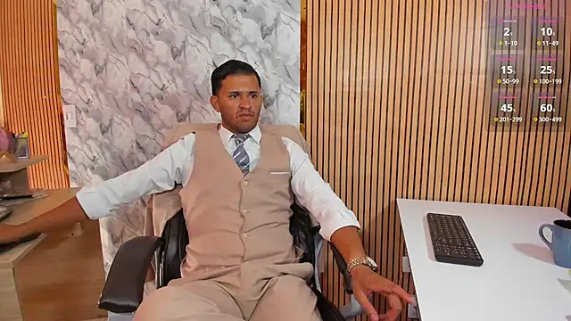 Hideintheoffice online show from March 26, 1:15 pm