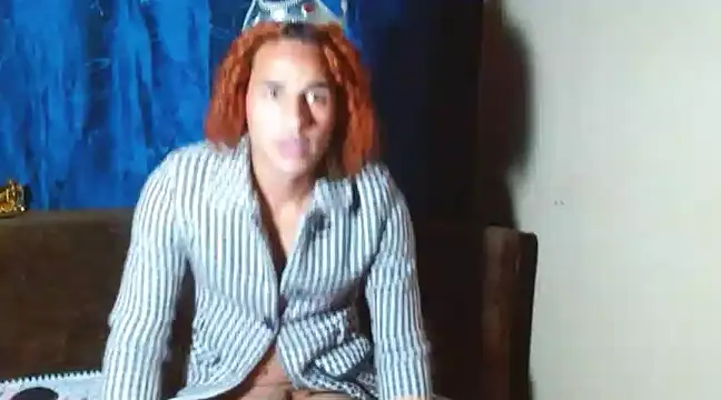 Snapshot of Bella_DollJ chatting on January 4, 10:24 pm Bella DollJ online show from January 4, 10:24 pm