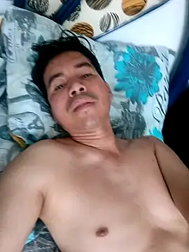 bisexual0007 online show from December 17, 12:12 pm