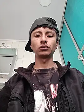 Snapshot of codysmith chatting on October 21, 1:03 pm codysmith online show from October 21, 1:03 pm