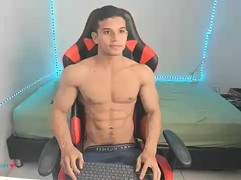 oliver thompsson7 online show from February 9, 12:59 am