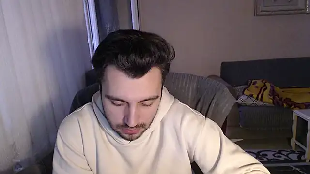 Snapshot of handsomeee04 chatting on October 19, 3:26 pm handsomeee04 online show from October 19, 3:26 pm