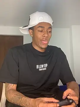 Boy cock18 online show from November 26, 7:55 am