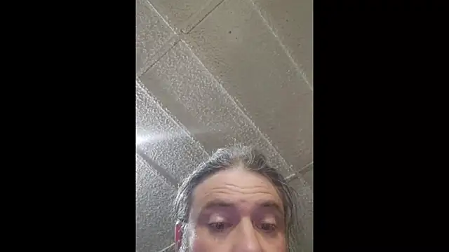 zaneporter46 online show from May 8, 5:46 pm