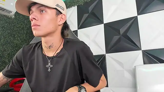 andy dan18 online show from March 26, 8:46 pm