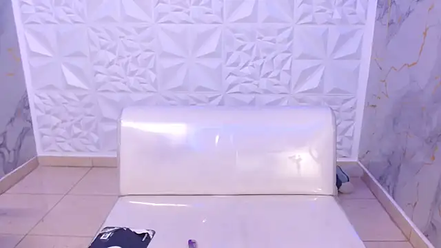 andy dan18 online show from March 25, 8:24 pm