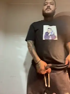 El Titan1998 online show from April 25, 11:57 pm