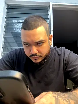 El Titan1998 online show from November 28, 9:38 pm