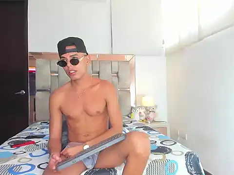 Daek Angel online show from September 8, 2:49 pm
