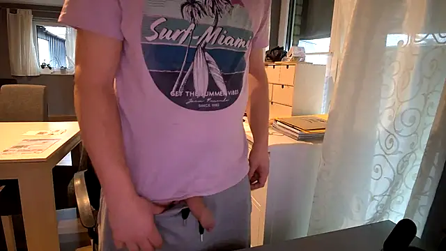 ScuddyCum online show from January 14, 10:17 am