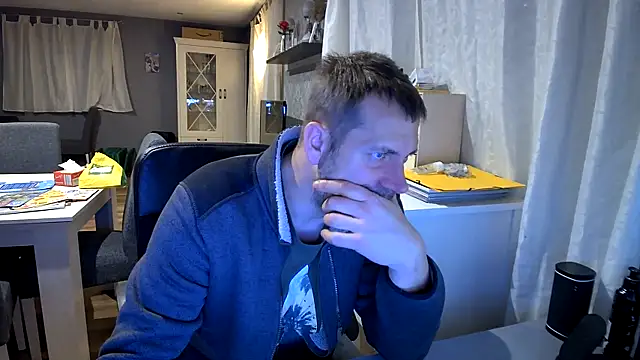 ScuddyCum online show from January 5, 10:40 pm