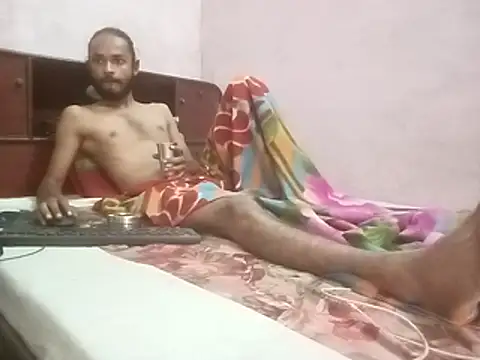 Snapshot of IamRentedBoybfriend chatting on October 15, 1:35 am IamRentedBoybfriend online show from October 15, 1:35 am