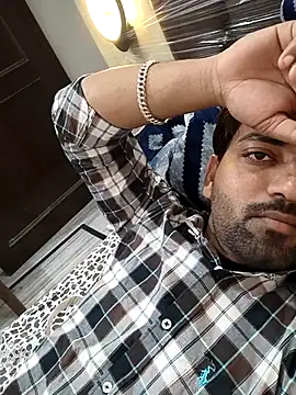 playboyz77 online show from April 7, 5:18 am