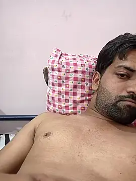 Snapshot of playboyz77 chatting on October 23, 3:26 pm playboyz77 online show from October 23, 3:26 pm