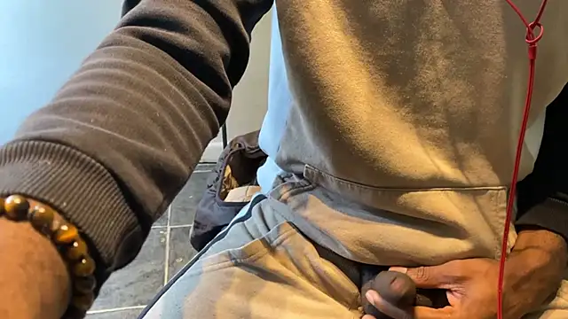 BuffBlackThug online show from September 16, 2:07 pm