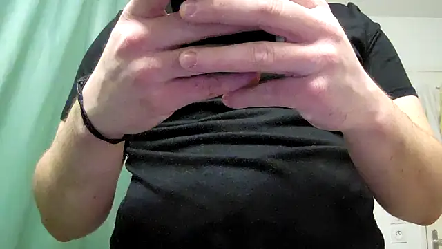 Maxoux02 online show from February 18, 5:22 pm