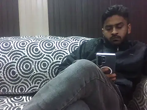 indihotguy online show from January 31, 7:23 pm