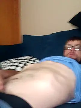 Tykessler34 online show from November 6, 4:04 am