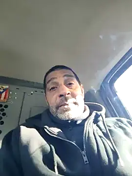 Snapshot of imanatural69 chatting on January 7, 3:11 pm imanatural69 online show from January 7, 3:11 pm