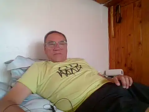 santiagon2015 online show from January 17, 6:58 pm