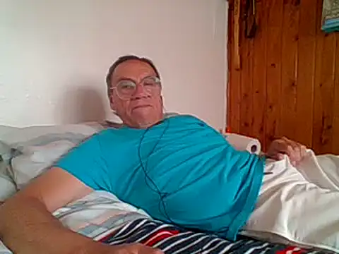 santiagon2015 online show from February 10, 6:03 pm