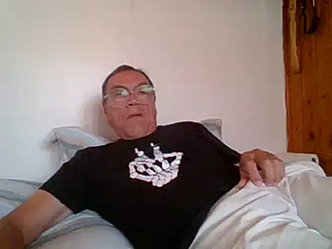 santiagon2015 online show from January 18, 6:53 pm