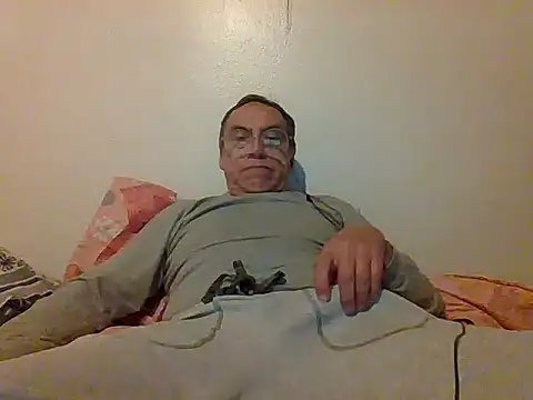 santiagon2015 online show from December 26, 2:44 am