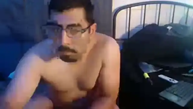 k1oudE online show from April 22, 8:30 am