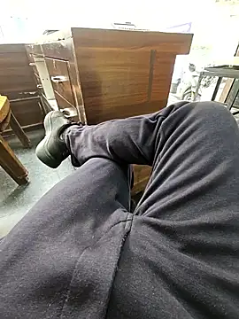 pyasevickybabu563 online show from December 20, 6:42 am