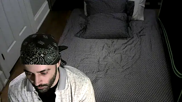 Snapshot of Faded-Solo chatting on January 27, 1:05 am Faded-Solo online show from January 27, 1:05 am