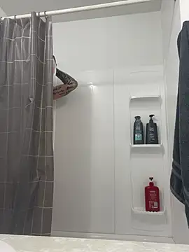 tcadle1824 online show from December 27, 4:33 pm