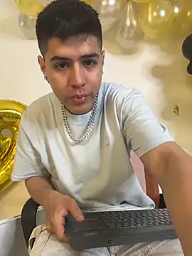 Angel Khouri online show from March 17, 5:04 pm