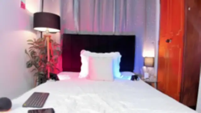 Snapshot of Brian-Ausslos chatting on January 11, 4:06 am Brian-Ausslos online show from January 11, 4:06 am
