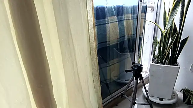 Adam Valenciia online show from April 24, 5:04 pm