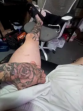 JamesMichael88 online show from April 16, 12:38 pm