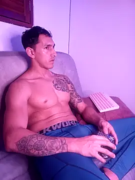 Joylopez fit online show from December 4, 2:57 pm