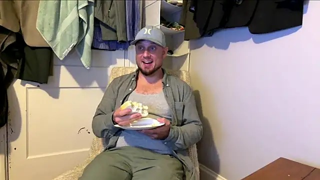 RickeyRidez online show from October 14, 1:01 am